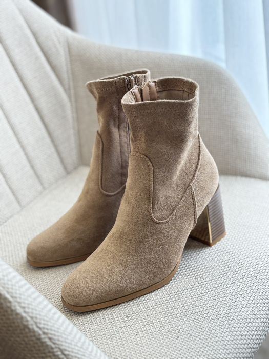 Botine bej cu toc gros [5]