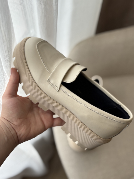 Loafers Ivory Chic [3]
