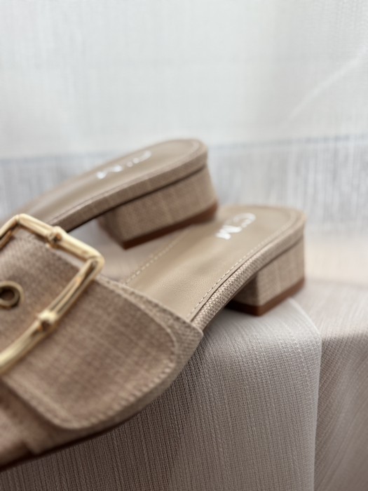 Papuci bej - cataramă reglabilă [3]