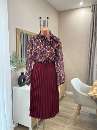 Bluză elegantă cu funda și inserții aurii - vișiniu [2]