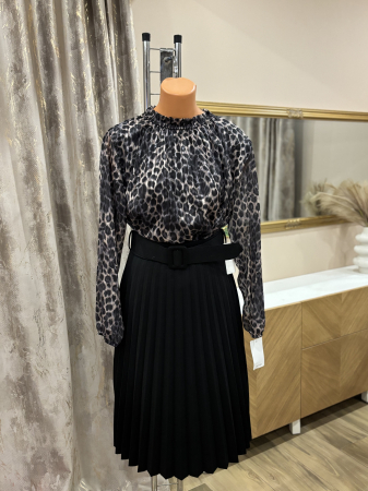 Bluză elegantă cu inserții aurii [1]