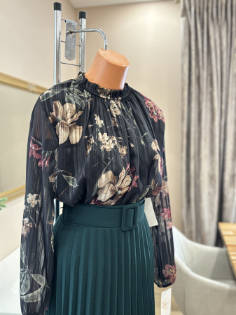 Bluză elegantă - negru floral [3]