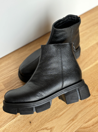 Botine din piele naturală – Made in Romania [2]