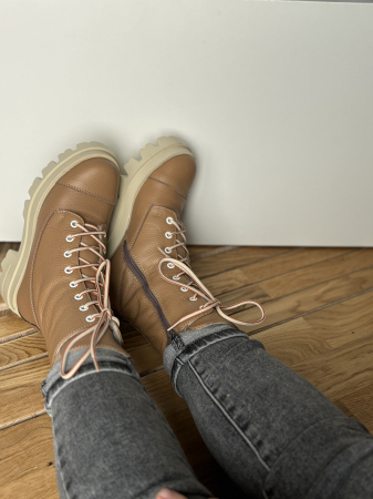 Bocanci îmblăniți din piele naturală – fabricați în România [5]