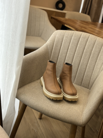 Botine bej  din piele naturală – Made in Romania - Copie [1]