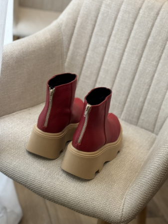 Botine roșii îmblănite  din piele naturală – Made in Romania [1]