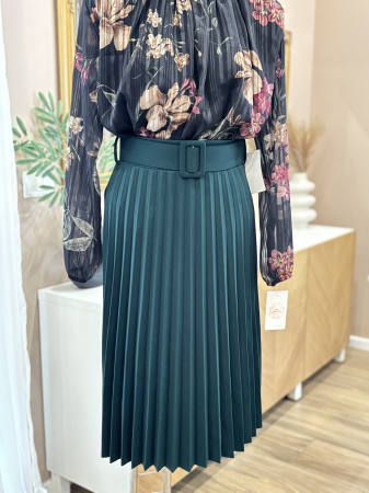 Bluze - Fustă verde plisată cu curea