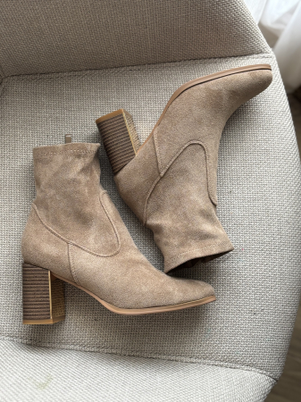 Botine bej cu toc gros [6]