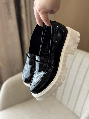 Încălțăminte - Pantofi din lac