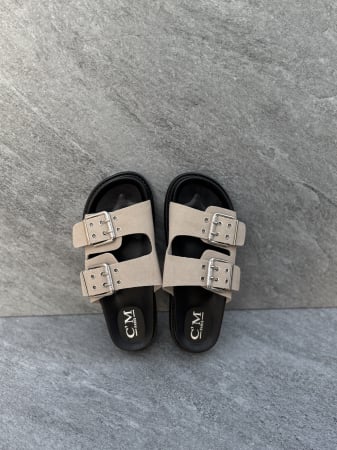 Încălțăminte - Papuci bej