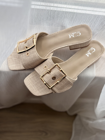 Încălțăminte - Papuci bej - cataramă reglabilă