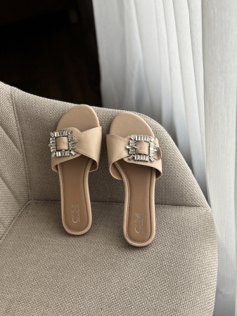 Papuci nude - accesoriu [1]