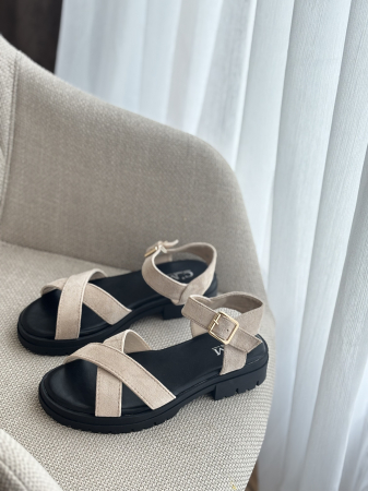 Sandale bej [1]
