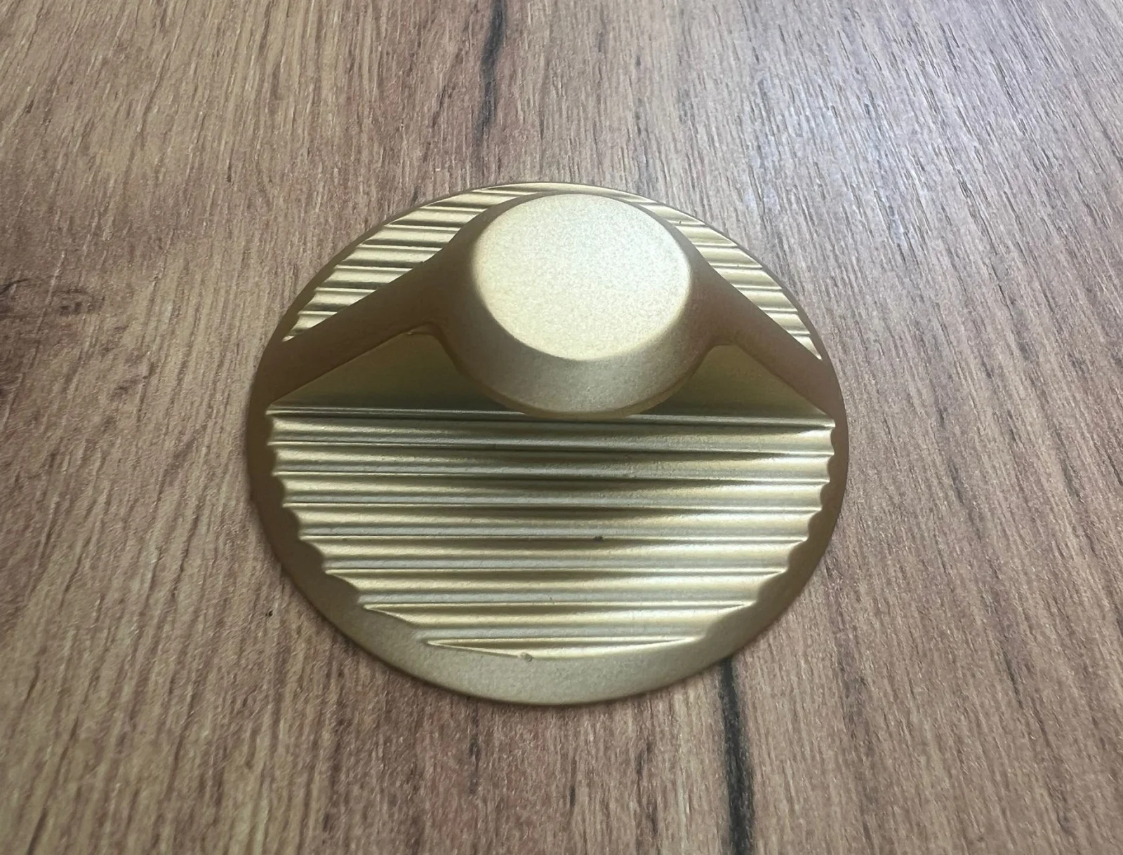 Alfa Bútorgomb [5]