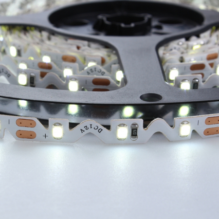 LED SZALAG KIEGÉSZÍTŐK ÉS TARTOZÉKOK - Snake Premium LED szalag 300 Led/5m