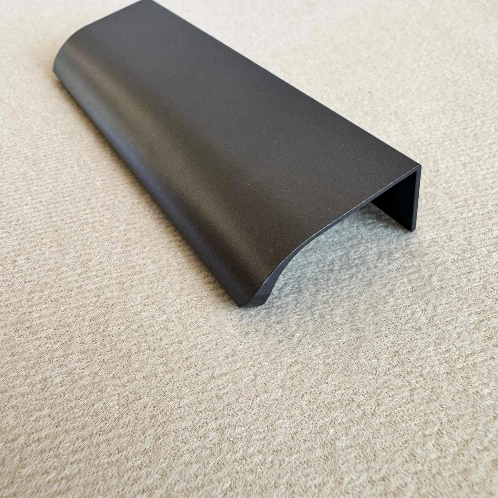 Edge butor fogantyú – matt fekete [1]