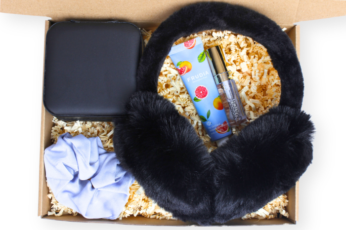 Cold Evening Gift Box [2]