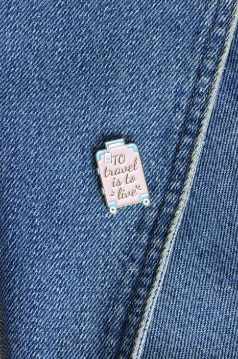 Pin Metalic To Travel Is To Live [2]
