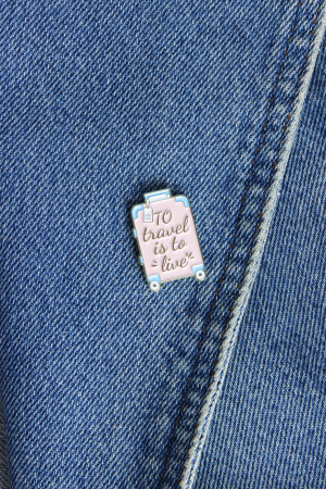 Pin Metalic To Travel Is To Live [1]