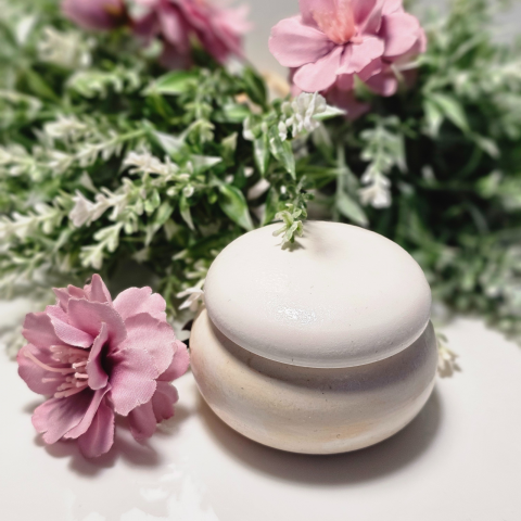 Lumânări în recipiente - Lumânare Parfumată NARCISĂ Recipient Ceramic 30 gr