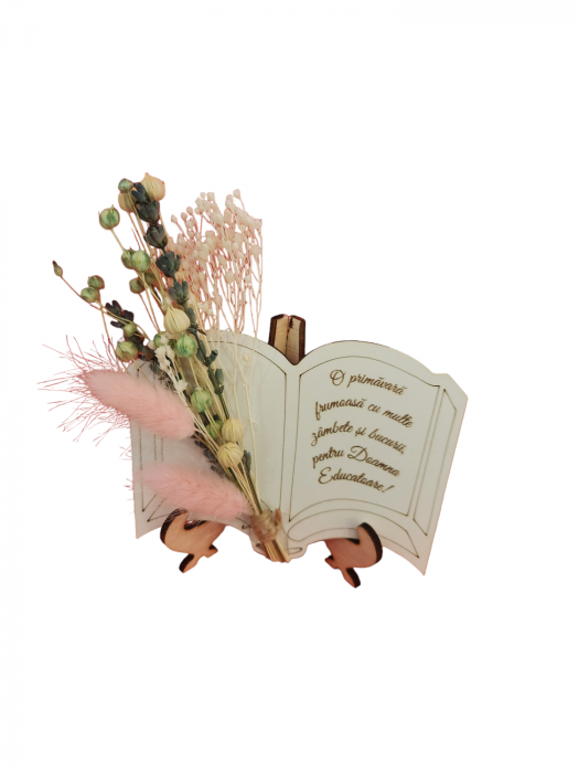 Martisor carte cu flori uscate și suport [4]