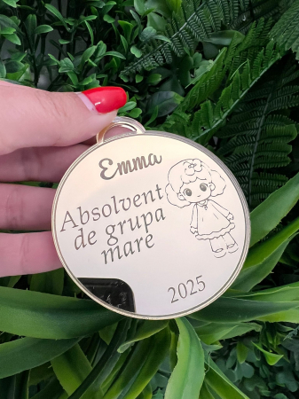 Cadouri - Medalie Personalizată „Absolvent de Grupa/Clasa” – Amintirea Perfectă!