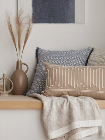 Decoratiuni - PERNA DECORATIA