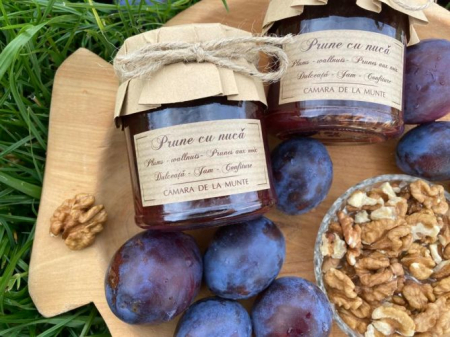 Dulceață de casă - Dulceață de prune cu nucă 200 g
