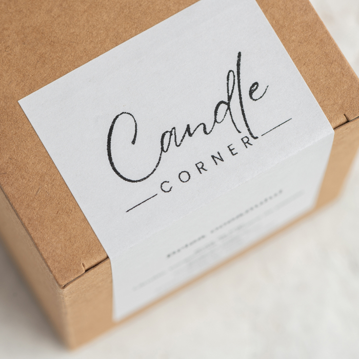Lumanare handmade din ceara naturala de soia 100%, aroma Vanilie si mosc, Recipient ceramic alb, 150 g [6]