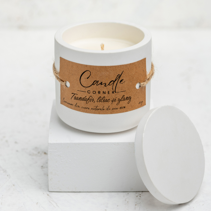 Lumanare handmade din ceara naturala de soia 100%, Trandafir, liliac si ylang, Recipient ceramic alb, 150 g [2]