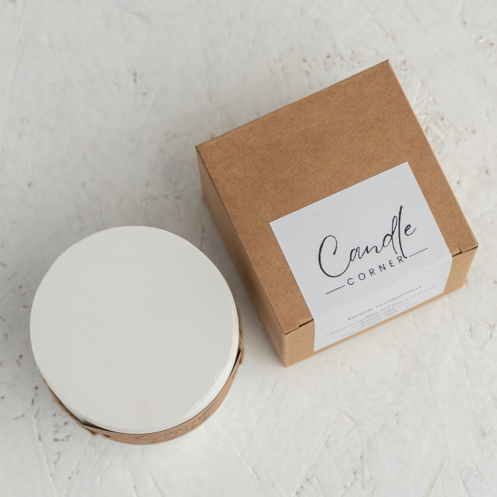 Lumanare parfumata handmade din ceara naturala de soia 100%, aroma de Miere neagra si tutun, Recipient ceramic, 150 g [6]