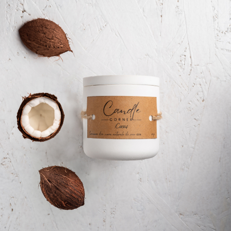 Lumanari cu parfumuri tropicale - Lumanare parfumata handmade din ceara naturala de soia 100%, aroma Cocos, Recipient ceramic, 150 g