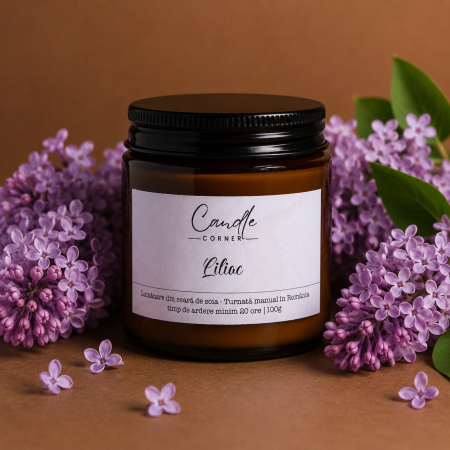 Lumânări parfumate 100g din ceară naturală de soia, în sticlă ambră - lumanare liliac, lumanare parfumata florala, lumanare soia handmade, lumanare sticla ambra, lumanari parfumate delicate, lumanare romantica