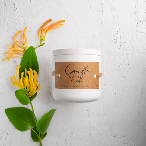 Lumanari cu parfumuri de primavara - Lumanare parfumata handmade din ceara naturala de soia 100%, aroma de Caprifoi, Recipient ceramic, 150 g