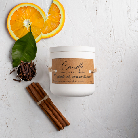 Lumanari parfumate fructe si citrice - Lumanare parfumata handmade din ceara naturala de soia 100%, aroma Portocala, cuisoare si scortisoasa, Recipient ceramic, 150 g