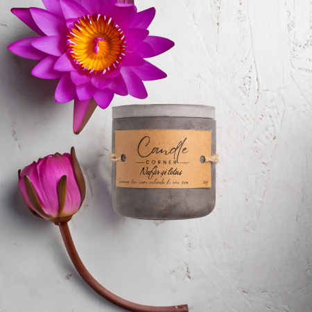 Lumanare parfumata handmade din ceara naturala de soia 100%, aroma Nufar si lotus, Recipient ceramic, 150 g [0]