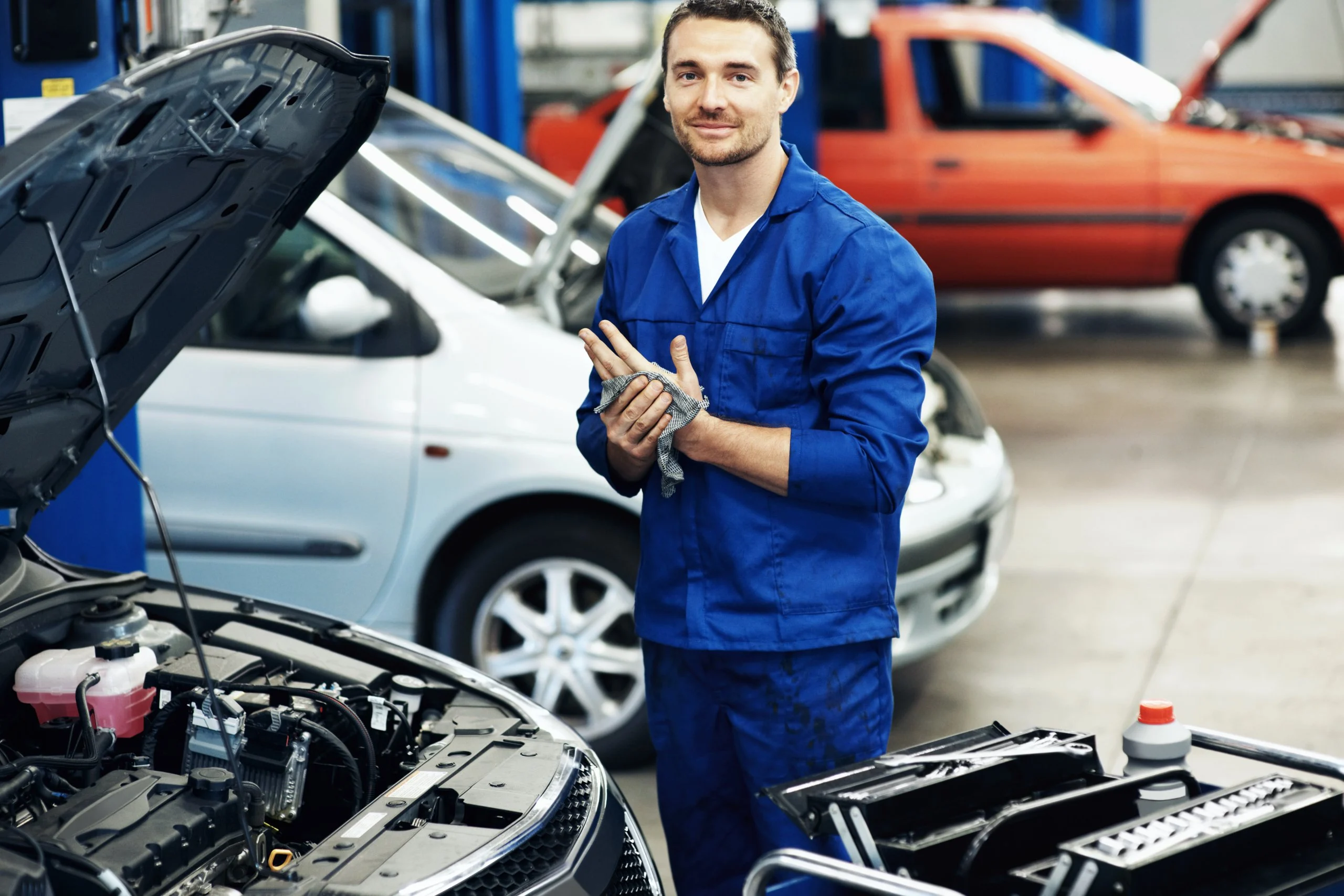 Proiectul unui service auto - Sfaturi utile pentru optimizarea eficienței și a siguranței