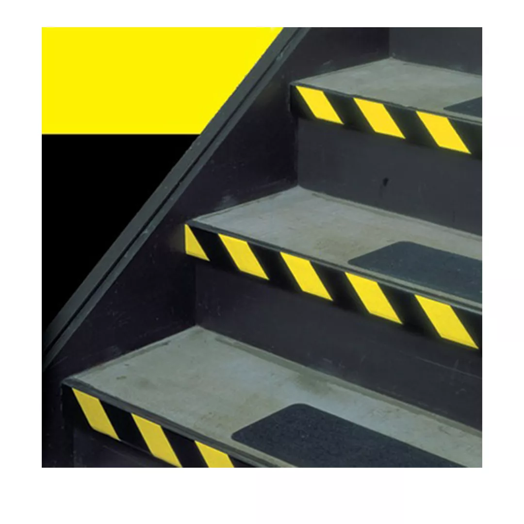Banda reflectorizanta autoadeziva, din adeziv poliacrilic, negru/galben, 5X35cm, 2 buc [5]