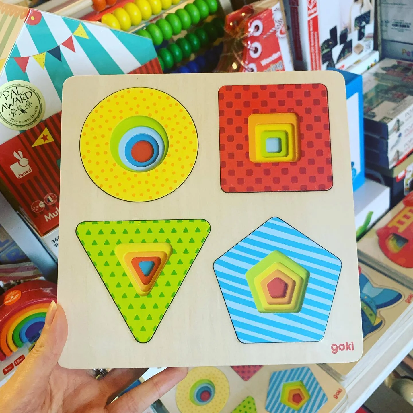 Puzzle Copii 2 ani+ Forme Geometrice De Lemn Goki [2]