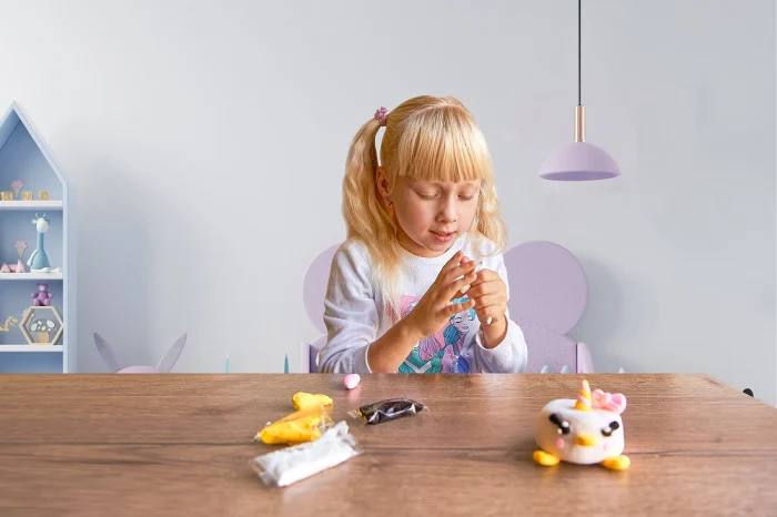 Set Air Clay cu argila usoara pentru modelaj Lovin, Squishy Hero,Teensy-Weensy, 3 ani+ [5]