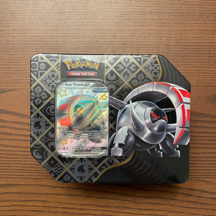 Pokemon TCG Scarlet & Violet Paldean Fates Tin mare Iron Treads Pokemonia [4]