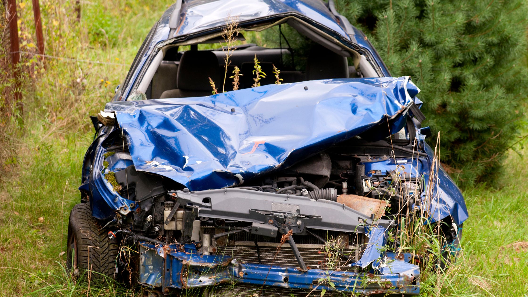 Epave auto: Când e timpul să le evaluezi și să le vinzi