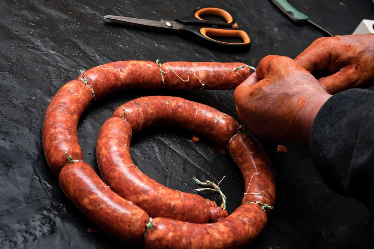 Condimente pentru carnati de porc de casa - secretul gustului perfect