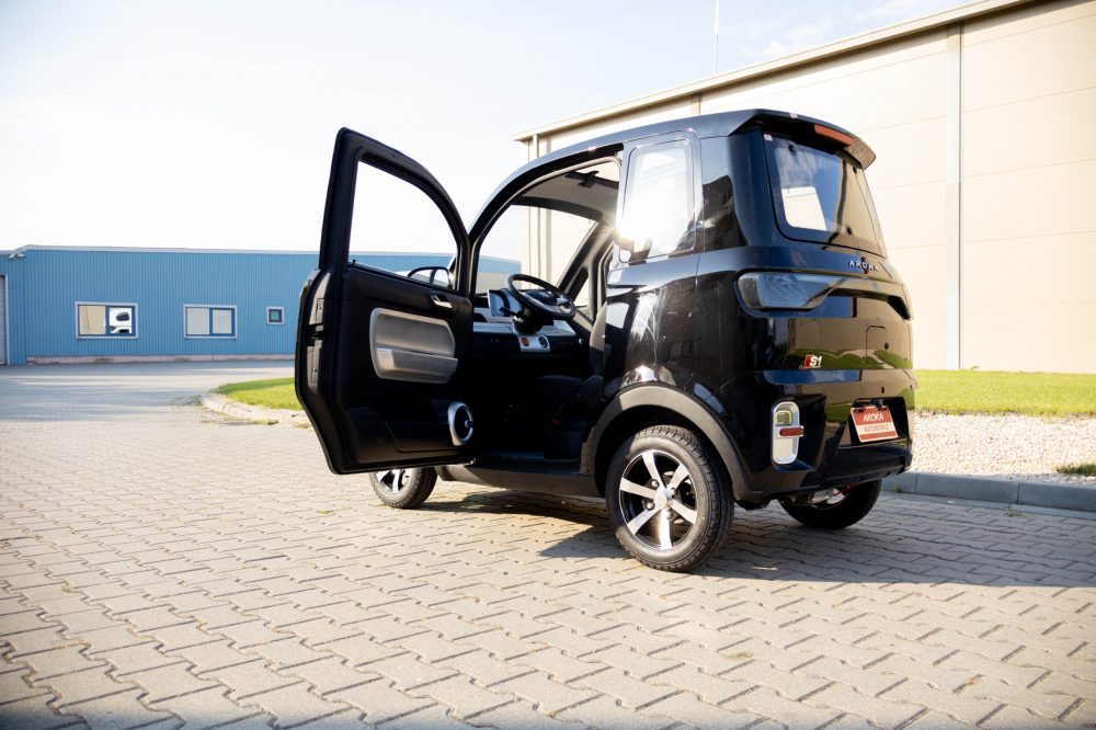 Mașinuța electrică Arora S1, 72V, 58Ah ,Motor 2000W, Viteză maximă: 25 km/h [3]