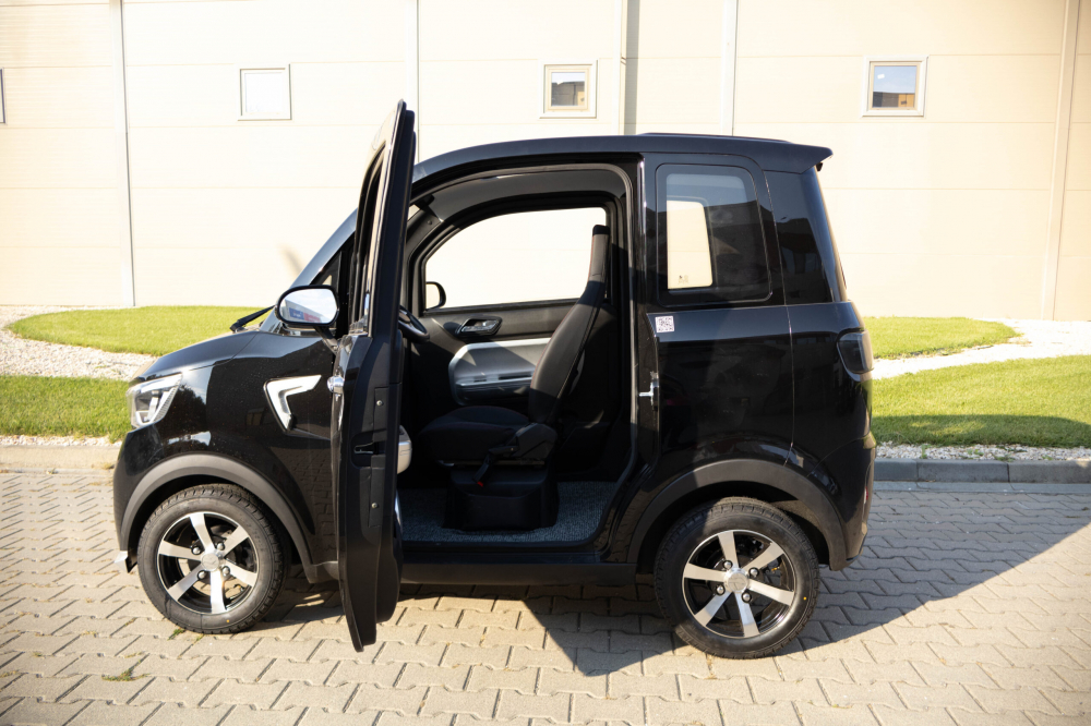 Mașinuța electrică Arora S1, 72V, 58Ah ,Motor 2000W, Viteză maximă: 25 km/h [4]