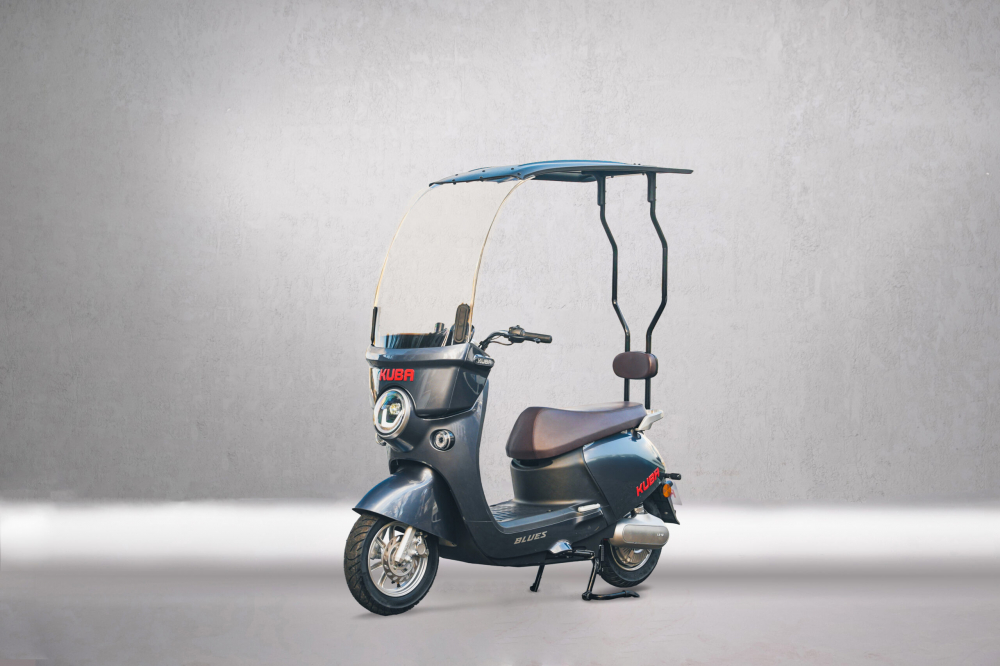 Scuter electric Blues, 60v , 20Ah,  Viteza maxima: 25 km/h, Roti: 90/90-10", Motor: 1000W , Dimensiuni: 1730 x 695 x 1050mm, Frana fata Disc/ Spate Tambur [2]