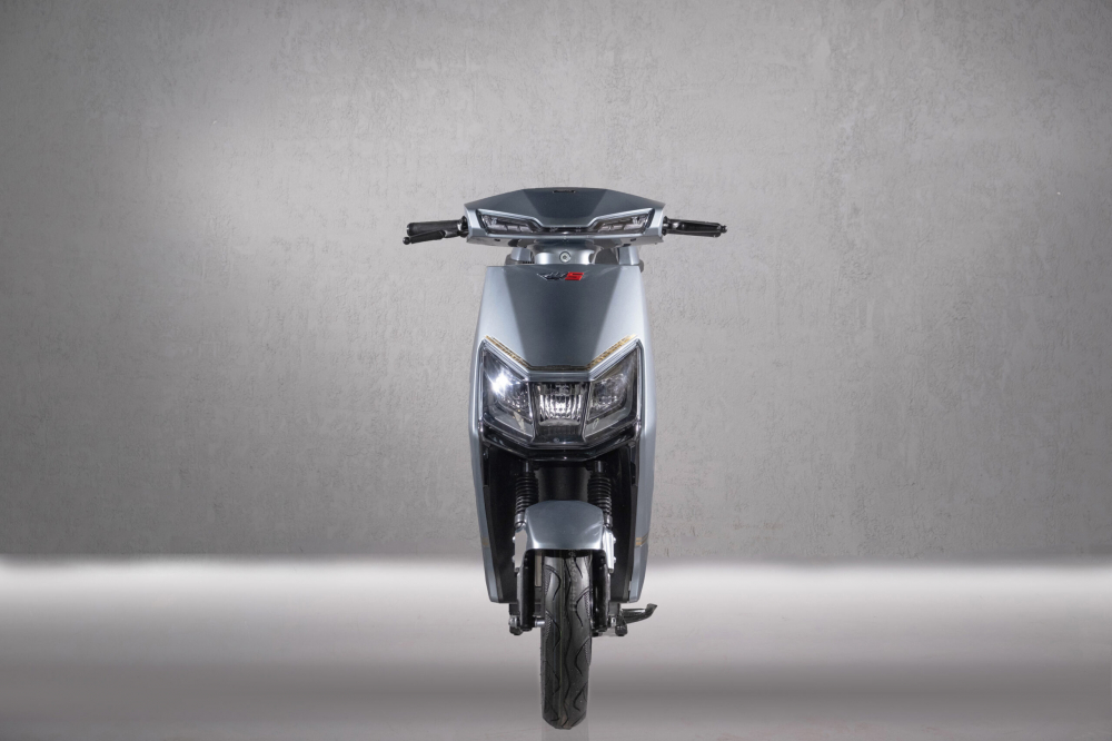 Scuter Electric REE1500, 60V, 20Ah, Motor: 1000W, Roți: 3 x 10” - tubeless, Dimensiuni: 1772 x 720 x 1083, Viteză maximă: 25 km/h, Nu necesita permis de conducere [2]
