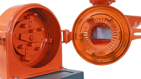 Mori electrice - Moara electrica O-Mac MO 2200, 2200 W, 220 V, 3 site, 2 cuve, 150 kg/h, 4500 RPM, cereale, faina, malai, porumb,Negru-Portocaliu