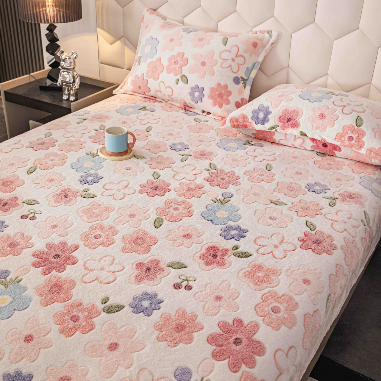 Husa de Pat Cocolino cu Elastic si 2 Fete de Perna 50x70cm,180x200cm,Roz cu Floricele-D164 [2]