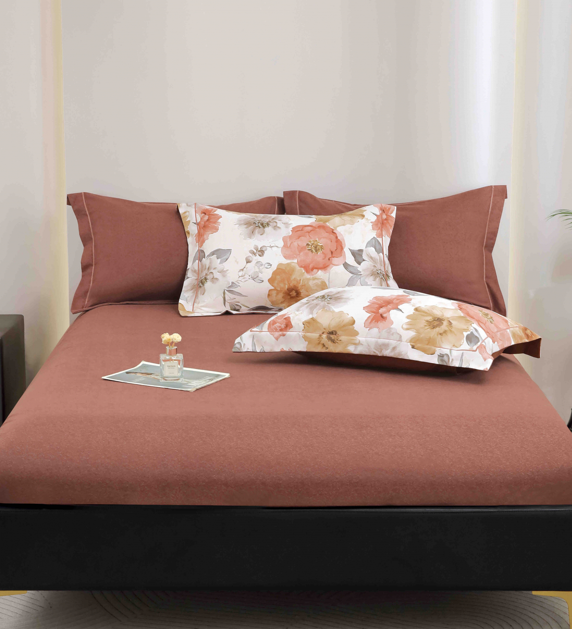 Lenjerie de lux pentru pat dublu,bumbac finet,6 piese,cearceaf cu elastic,alba/maro cu floricele-A993 [8]
